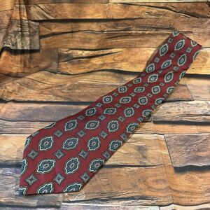 Allyn St. George Men's Red Geometric Medallion Designer Tie Executive Necktie
